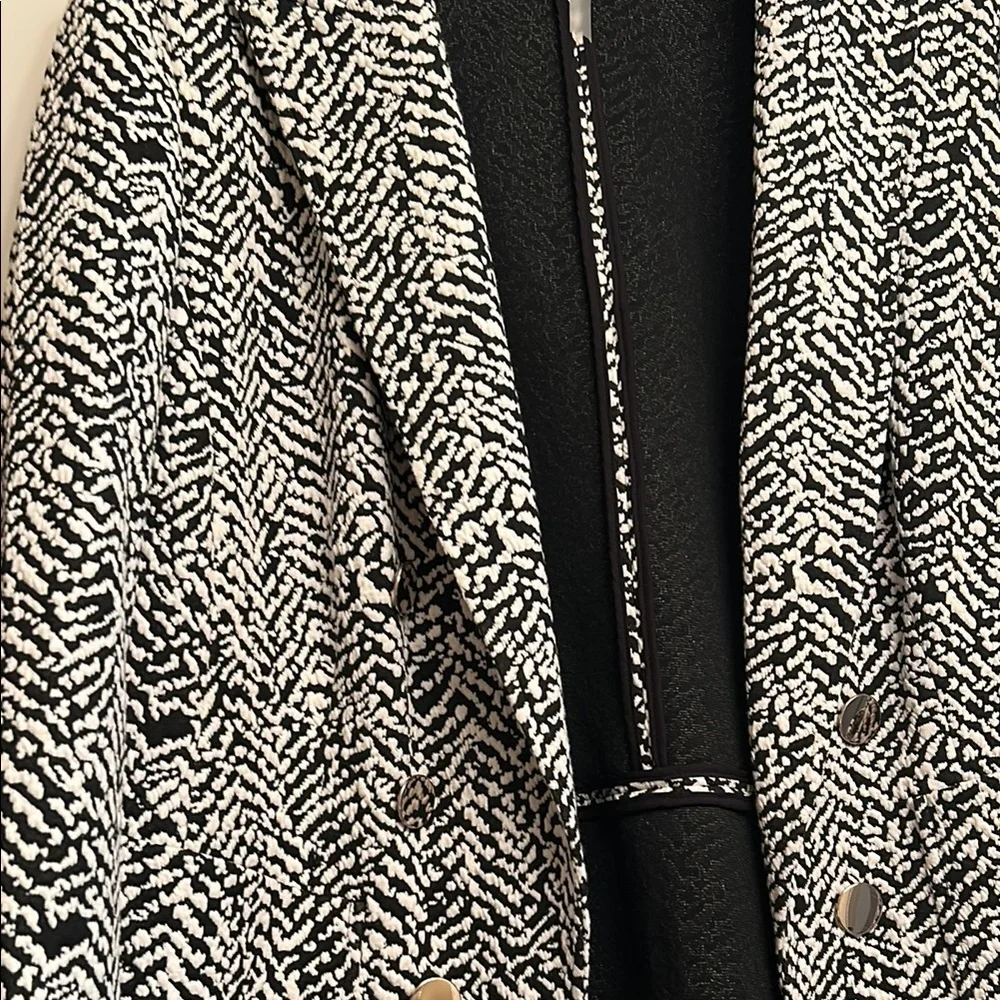 Anne Klein Monochrome Textured Blazer - Picture 7 of 9